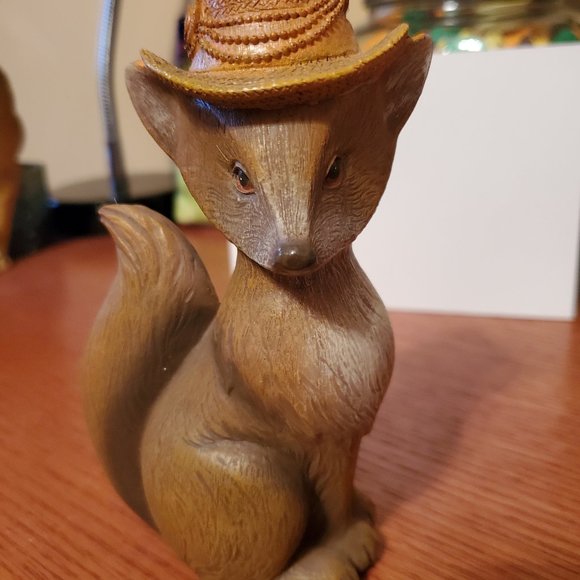 Josie B Foxy Ladies Figurine - Penelope - Picture 1 of 4